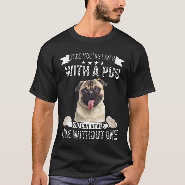 Lebte mit einem Pug, netter Hund T-Shirt (Vorderseite)