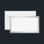 Leere Silber und Weiße Hochzeitsratgeber und Wünsc Hinweiskarte<br><div class="desc">Fügen Sie Ihrer Hochzeit eine persönliche Touch mit einer silbernen Hochzeitskarte und Wunschkarte hinzu. Diese Ratenkarte weist einen silbernen Rahmen auf weißem Hintergrund auf. Ideal für Hochzeiten, Babydusche, Geburtstagsparty, Brautparty, Junggeselinnen-Abschied und alle besondere Anlässe. Bitte beachten Sie: Die Details der Folie werden im Kunstwerk simuliert. Bei der Herstellung dieses Produktes...</div>