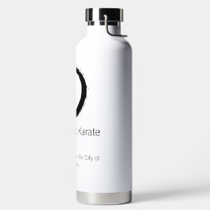 Leere Tasse Karate Wasserflasche Trinkflasche