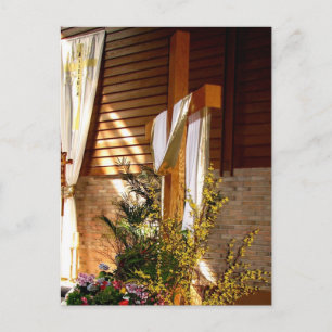 Leeres Osterkreuz der Auferstehung Jesu Feiertagspostkarte