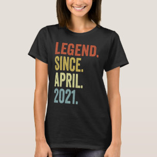 Legend seit April 2021 2. Geburtstag 2 Jahre alt T-Shirt