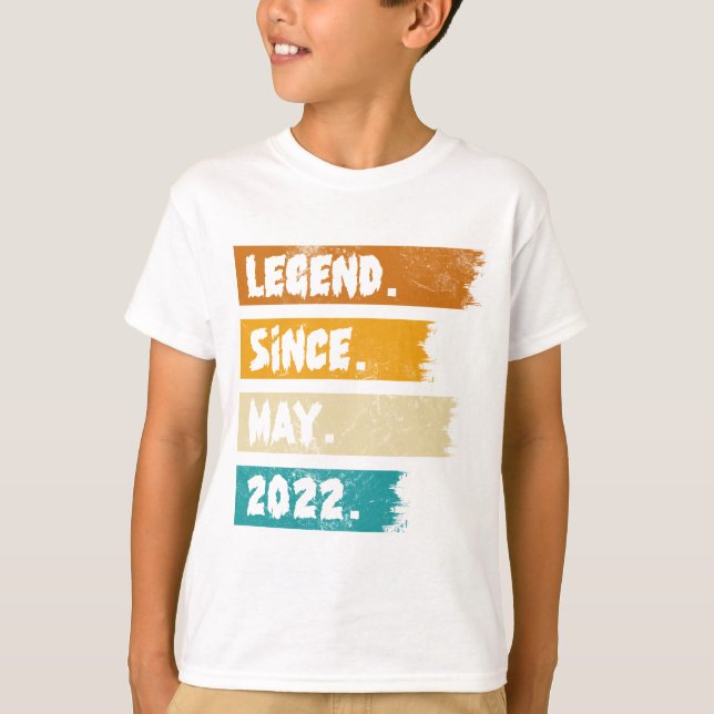 Legend Seit Mai 2022 T-Shirt (Vorderseite)