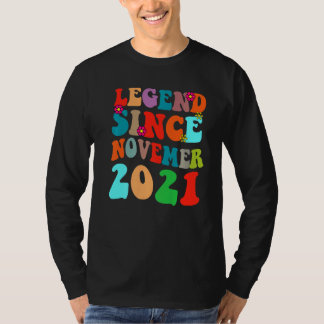 Legend Seit November 2021 Vintager Geburtstag Retr T-Shirt