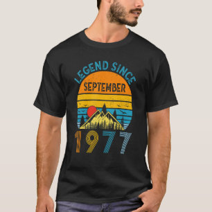 Legend Seit September 1977 45. Geburtstag Retro 45 T-Shirt