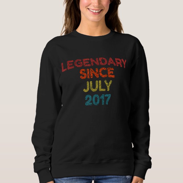 Legendär seit Juli 2017 Retro Birthday Sweatshirt (Vorderseite)