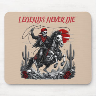 LEGENDEN STERBEN NIE – Skelett-Cowboy auf Pferd Mousepad