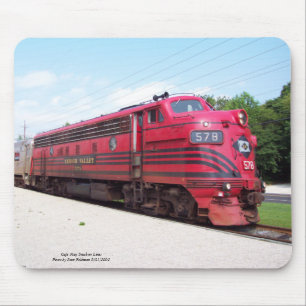 Lehigh Valley Railroad F-7A #578 in Cape May N. J. Mousepad