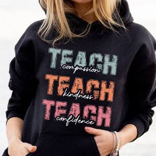 Lehren von Mitgefühl und Selbstvertrauen Hoodie