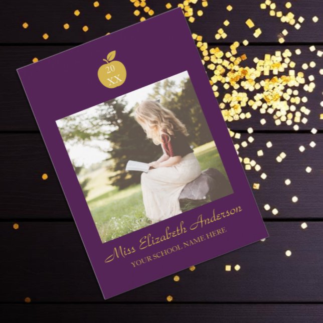 Lehrer Apfel Abschluss Ankündigung (Von Creator hochgeladen)