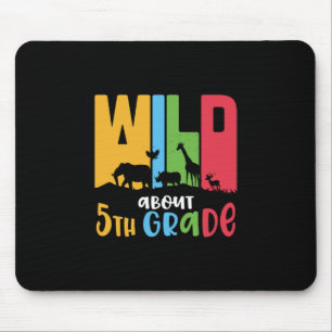 Lehrer der 5. Klasse Wildes Tier über die 5. Klass Mousepad