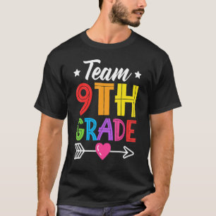 Lehrer der 9. Klasse kehrte zurück zur Schule T-Shirt