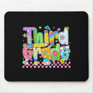 Lehrer des dritten Klassen Teams Zurück zur Schule Mousepad