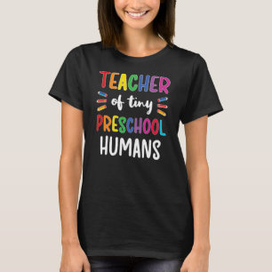 Lehrer des winzigen Vorschule Menschen Lehrer vor  T-Shirt