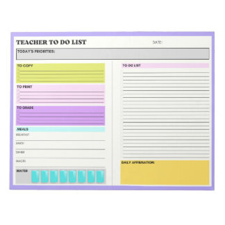 Lehrer, die tägliche Produktivitätsbestätigung auf Notizblock