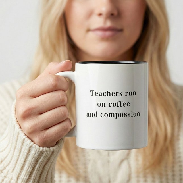 Lehrer laufen auf Kaffeekonzept Kaffeetasse (Von Creator hochgeladen)