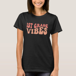 Lehrer mit 1. Klasse Vibes T-Shirt