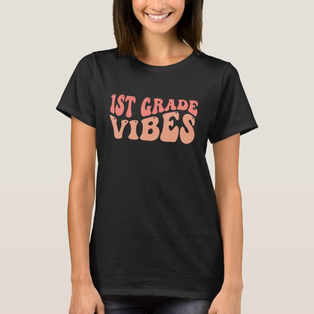 Lehrer mit 1. Klasse Vibes T-Shirt (Vorderseite)