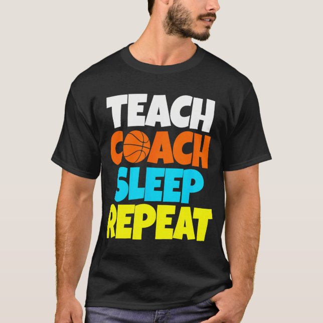 Lehrerin Coach Basketball Funny T-Shirt (Vorderseite)