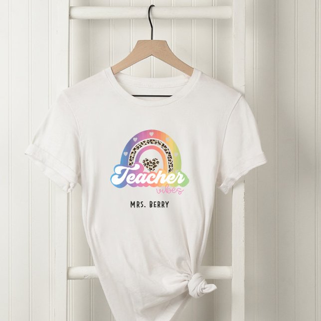 Lehrerin Vibes Rainbow Leopard Print T-Shirt (Von Creator hochgeladen)