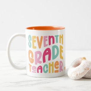 Lehrkraft der siebten Klasse bunt Zweifarbige Tasse