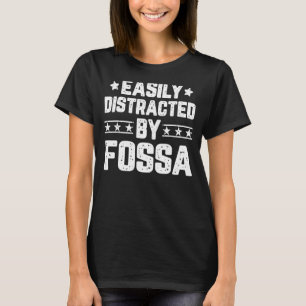 Leicht abgelenkt durch Fossa Animal Fossa T-Shirt
