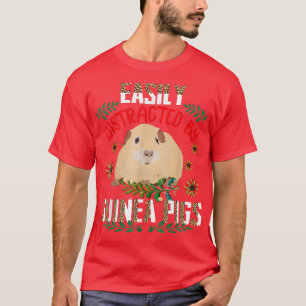 Leicht abgelenkt durch Guinea Schweine Leopard Son T-Shirt