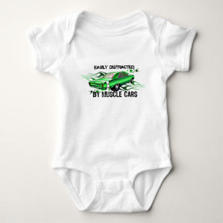 LEICHT ABGELENKT Durch Muscle Cars Baby Strampler