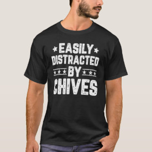 Leicht abgelenkt von Chives Vegetarian Vegetarian T-Shirt