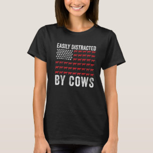Leicht abgelenkt von der amerikanischen Flagge der T-Shirt