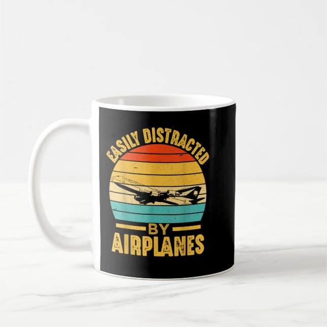 Leicht abgelenkt von Flugzeugen Pilot Geschenke Fu Kaffeetasse (Links)