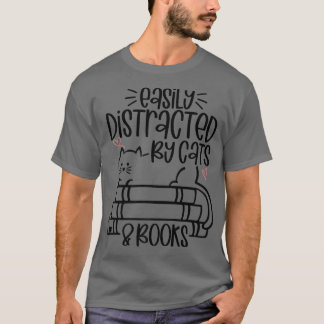 Leicht abgelenkt von Katzen und Büchern Funny Cat T-Shirt
