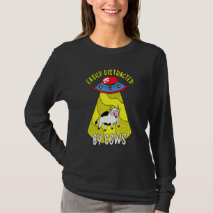 Leicht abgelenkt von Kühen aus der Milchwirtschaft T-Shirt