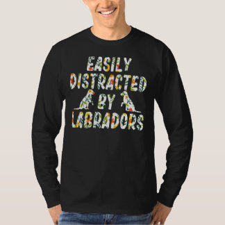 Leicht abgelenkt von Labradors Hund T-Shirt