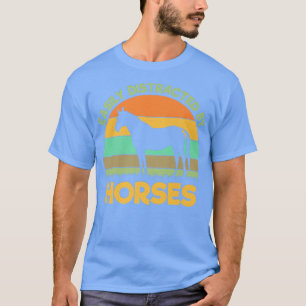 Leicht abgelenkt von Pferden Pferd Bauer Pferdekne T-Shirt