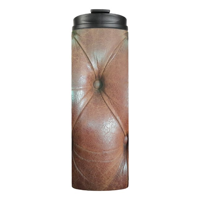 Leicht auf brauner Ledersofa-Oberfläche, textureab Thermosbecher (Vorderseite)