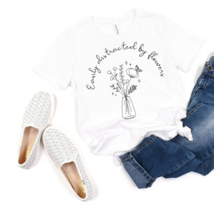 Leicht durch die minimalen Schwarz-Weiß-Werte der  T-Shirt