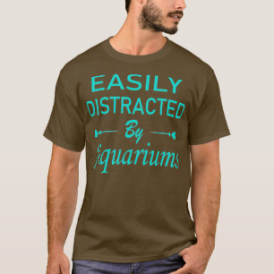 leicht von Aquarien abgelenkt 5 T-Shirt