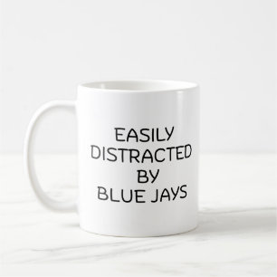 leicht von Blauhähern ablenkbar Kaffeetasse