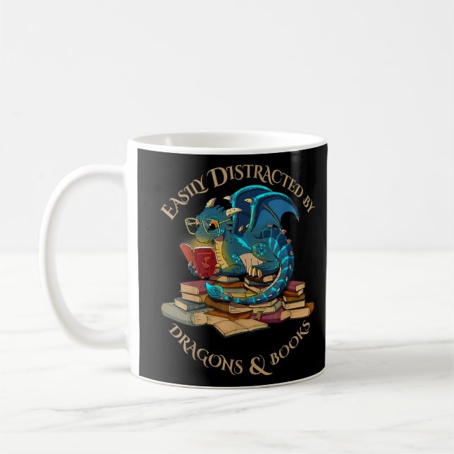 Leicht von Drachen und Büchern abgelenkt Geschenk  Kaffeetasse (Links)