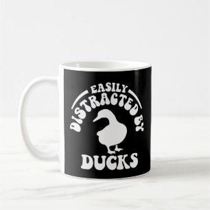 Leicht von Enten abgelenkt Kaffeetasse