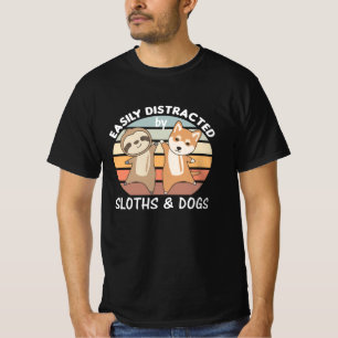 Leicht von Hunden und Hunden abgelenkt T-Shirt