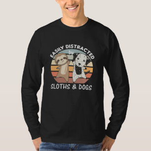 Leicht von Hunden und Hunden abgelenkt T-Shirt