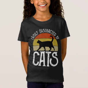 Leicht von Katzen abgelenkt T-Shirt
