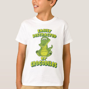 Leicht von Krokodilen abgelenkt T-Shirt