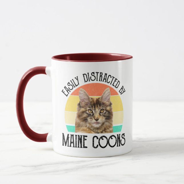 Leicht von Maine-Coons abgelenkt Tasse (Links)