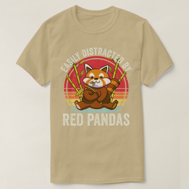 Leicht von Red Pandas abgelenkt T-Shirt (Design vorne)