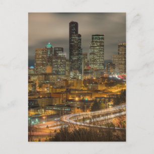 Leichte Streifen von Autos nachts Postkarte