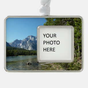 Leigh Lake im Grand-Teton-Nationalpark Rahmen-Ornament Silber