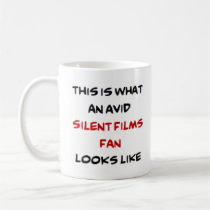 leise Filmfans, begeistert Kaffeetasse