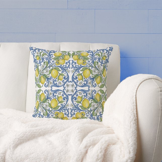 Lemon Citrus Blue Scroll Italian Tile Pattern Kissen (Lemon Citrus Blue Scroll Italian Tile Pattern Throw Pillow)
